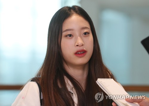 우승하고 돌아온 유영 다음 목표는 4회전 점프…지켜봐 주세요
