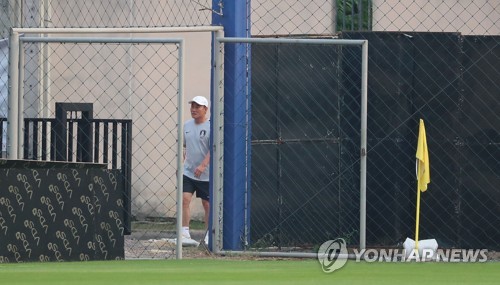 정우영-엄원상 공격포인트로 보답…김학범 감독은 '특급 보안'