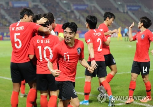 설 연휴 스포츠와 함께…장사 씨름에 김학범호 우승 도전