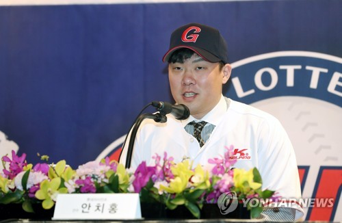 롯데 안치홍 2+2년 계약, 하기 나름…2년 뒤 자신감 충분