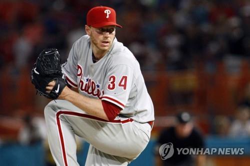 MLB 필라델피아 '비행기 사고 사망' 할러데이 34번 영구 결번