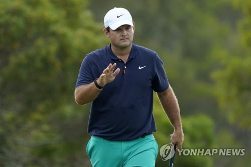 전직 PGA투어 중계 해설가 리드는 규정 위반 상습범