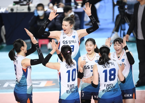 '펠리페 30득점' 우리카드, 현대캐피탈 꺾고 5연승(종합)