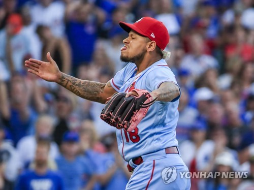 MLB닷컴 세인트루이스 마무리는 밀러, 마르티네스 어깨가 변수