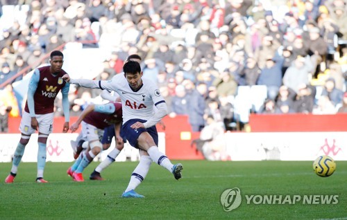 손흥민, 멀티골로 첫 5경기 연속 득점…EPL 통산 50골 돌파(종합)