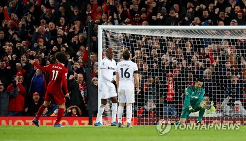 리버풀, 웨스트햄에 3-2 역전승…리그 우승 매직넘버 '4'