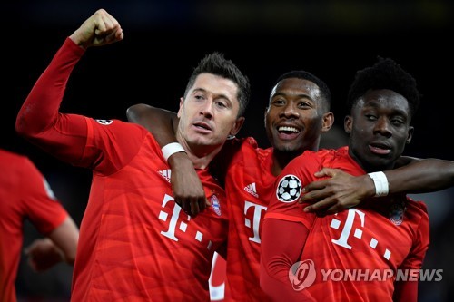 뮌헨, 첼시 3-0 완파 UCL 8강 '성큼'…레반도프스키 '원맨쇼'