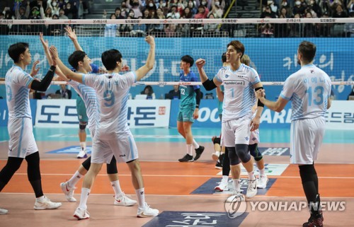 우리카드 잡은 대한항공, 자신감 장착… '역전 우승' 항해 이륙