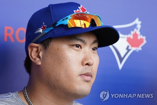 류현진 불펜피칭에 우르르 몰려든 동료들 커터 알려달라