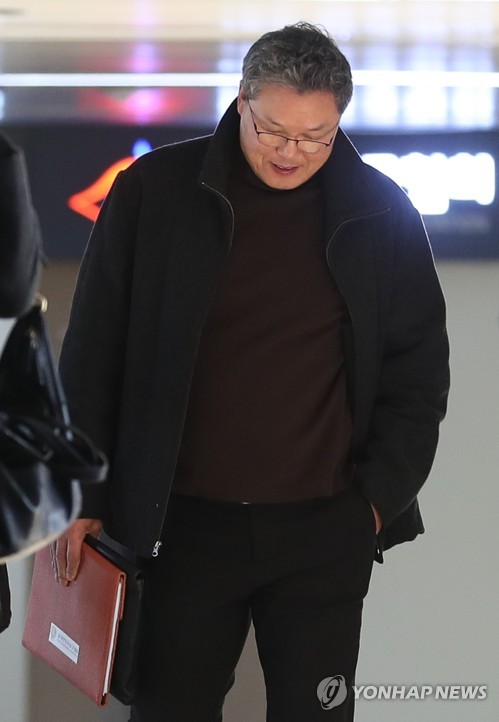 여자농구 이문규 감독 선수들 힘들어하고 나 역시 힘들다