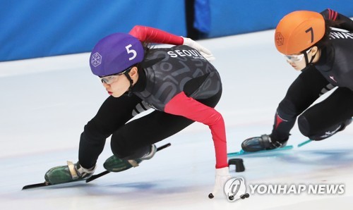 '실업 데뷔' 쇼트트랙 심석희, 동계체전서 8년 만의 금빛 질주