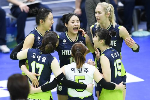 현대 블로킹 vs GS 서브…女배구 1위 놓고 2주연속 일요일 격돌