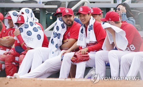 세인트루이스 선발 경쟁 점입가경…헬슬리·갠트, 시범경기 호투