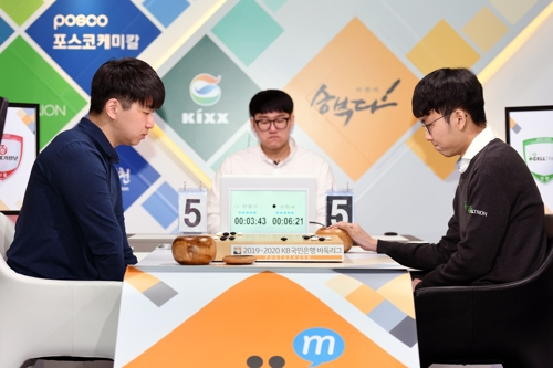 신진서, 28연승 성공…개인 최다 연승 또 경신