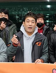 '코로나 한파'로 '개점 휴업' 스포츠 종사자들 함께 이겨내요