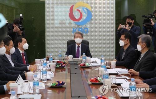 [천병혁의 야구세상] 선수는 자가격리 중인데…시즌 개막 서둘 일 아니다