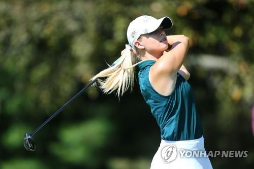 미국 골프 미니투어 우승자 부상으로 '귀한 물건' 두루마리 휴지