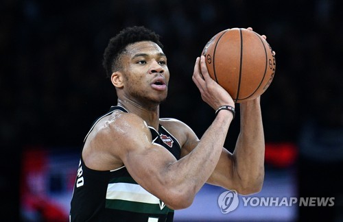 NBA 스타들, 경기장 노동자들에게 기부 잇따라(종합)