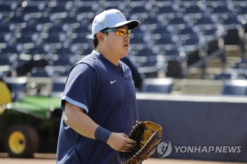 인터뷰는 클럽하우스 밖에서…최지만, 코로나19 걱정