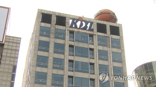 '리그 전면 중단' 프로농구, 대책 골몰…포스트시즌 반토막될 듯