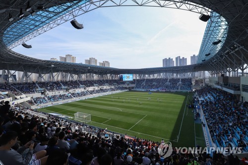'선수 숨소리까지 들려요!'…직관하기 좋은 K리그 경기장은?