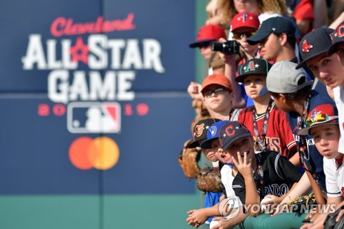 MLB 올스타전을 개막전으로 하자…토론토 류현진 포함