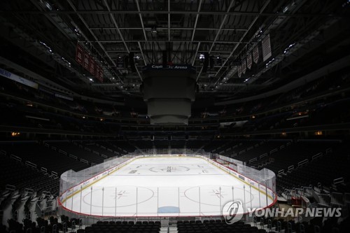 NBA 이어 NHL·MLS·MLB도 중단…미국 프로스포츠 '올스톱'
