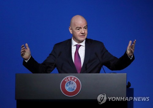FIFA, 코로나19 극복에 125억원 기부…클럽월드컵도 연기 결정