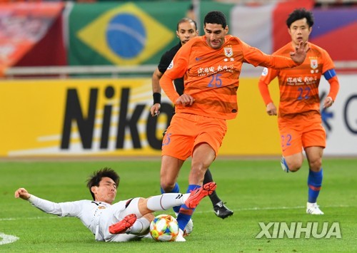 펠라이니 코로나19 확진…중국프로축구 1부 첫 사례