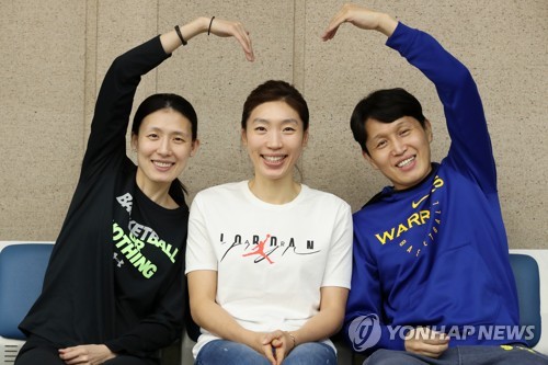 우리은행의 허탈한 정상 탈환…위성우 우승은 아니고 1위일 뿐
