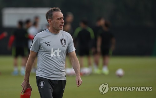 FIFA, 코로나19에 월드컵 아시아 2차 예선 연기 결정