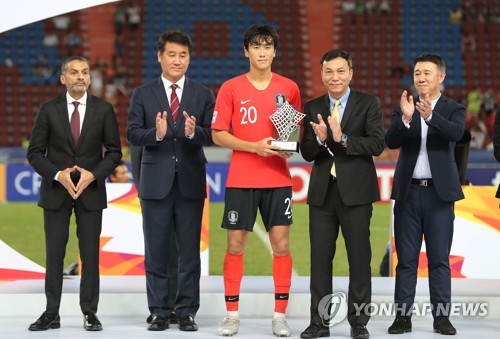 올림픽 연기 가능성↑…김학범호는 '선수 선발 혼란' 불가피
