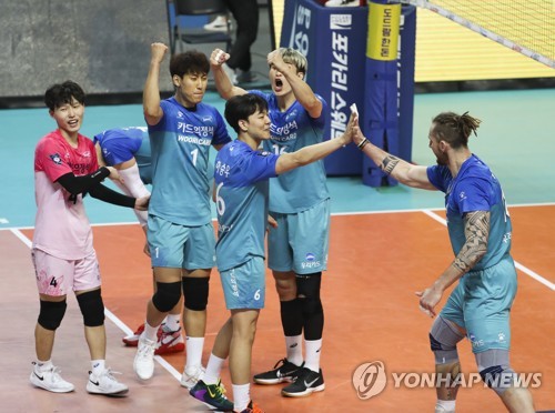 '뿌듯하면서도 아쉬운' 우리카드의 창단 첫 정규리그 1위