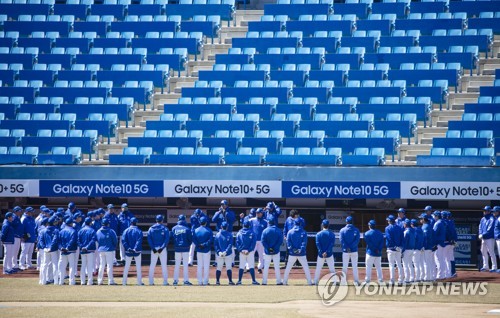 삼성, 철저한 방역 속 훈련 시작…허삼영 감독 차분한 분위기(종합)