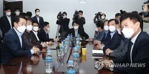 [속보] 배구연맹, 코로나19 여파로 V리그 '조기 종료' 결정