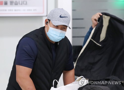최지만, 24일 귀국…2주 동안 자가격리하며 훈련 예정
