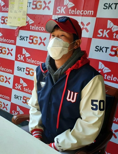 SK 박종훈 김광현 형, 많이 힘들 것…SNS 올린 글에 놀라