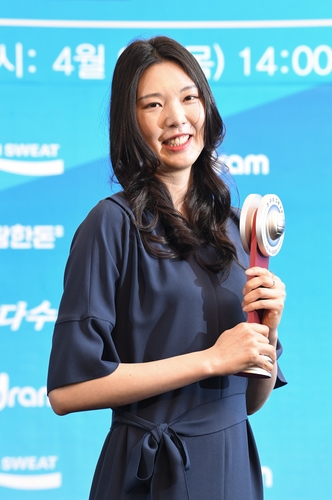 '생애 첫 MVP' 양효진 신인상 받지 못해 아쉬웠는데…