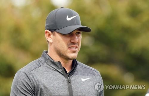 PGA투어 켑카 관중 없으면 힘이 나지 않을 것 같다
