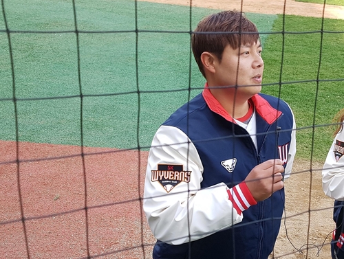 SK '좌완 킬러' 윤석민 백업 활약이 중요한 시즌 될 것