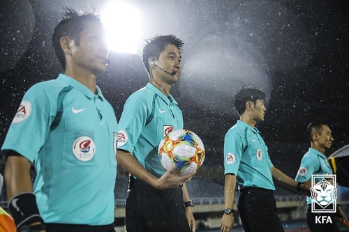 2020-2021 축구 경기 규칙, K리그 개막전서 세계 첫 시행
