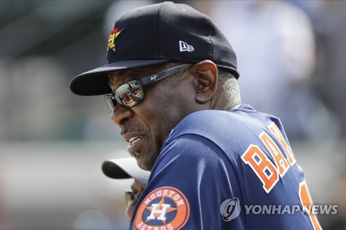 MLB서 크게 감소한 흑인…베이커 감독 그들에 필요한 건 기회