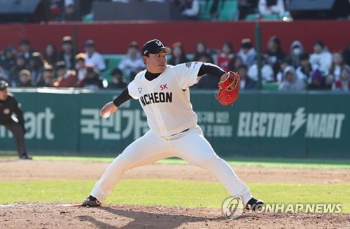 타자로 전향한 SK 강지광, 벼랑 끝서 홈런…아내 응원 덕분