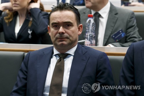 코로나19로 중단된 EPL 안전해질 때까지는 재개 없다