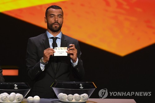 잉글랜드 축구 '레전드' 애슐리 콜, 집에서 강도당해