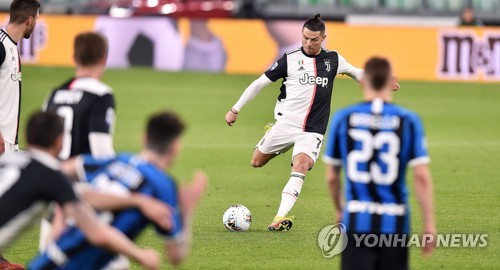 '28세' 손흥민 예상 이적료 851억…'35세' 호날두 몸값 넘었다