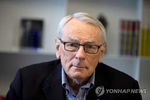 '도쿄올림픽 연기' 촉발 IOC위원 베이징동계올림픽도 걱정해야