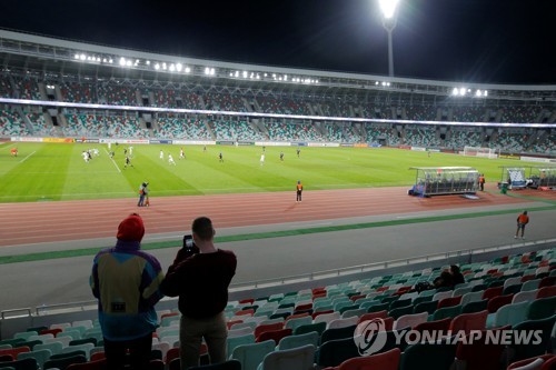 '리그 강행' 벨라루스축구협회 중단할 이유 없어