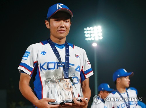 '프로야구 최단신' 김지찬의 큰 걸음…야구 재밌어요