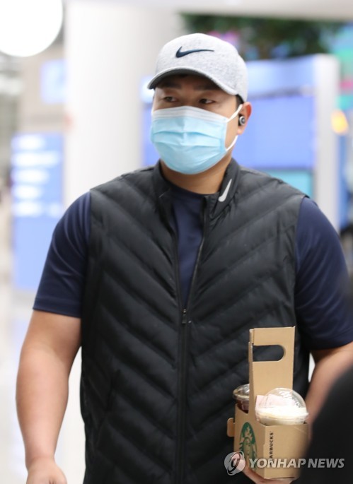 '자가격리' 끝난 최지만, SK 불펜포수 출신 형과 훈련 시작